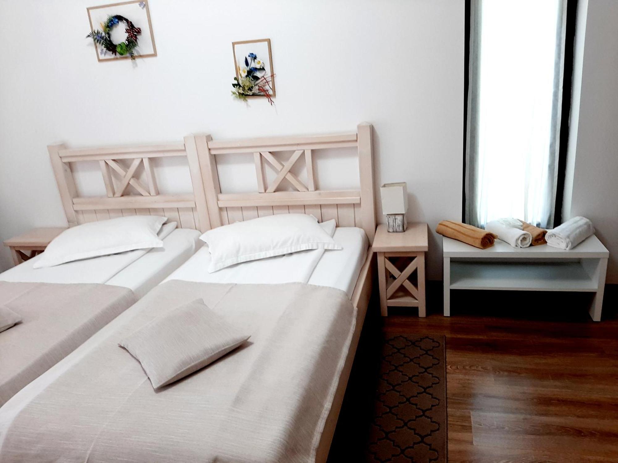 Dor De Casa Otel Doljesti Dış mekan fotoğraf