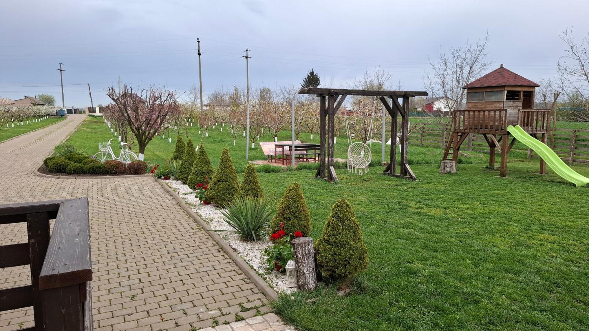 Dor De Casa Otel Doljesti Dış mekan fotoğraf